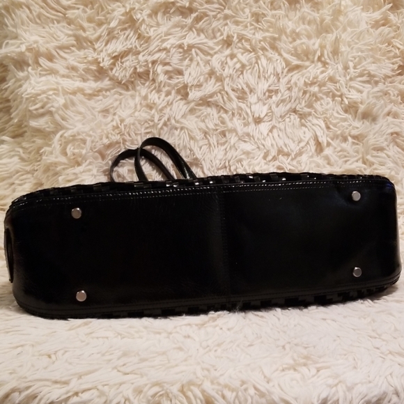 Cole Haan Genevieve Weave Large Triangle T… - Picture 7 of 8